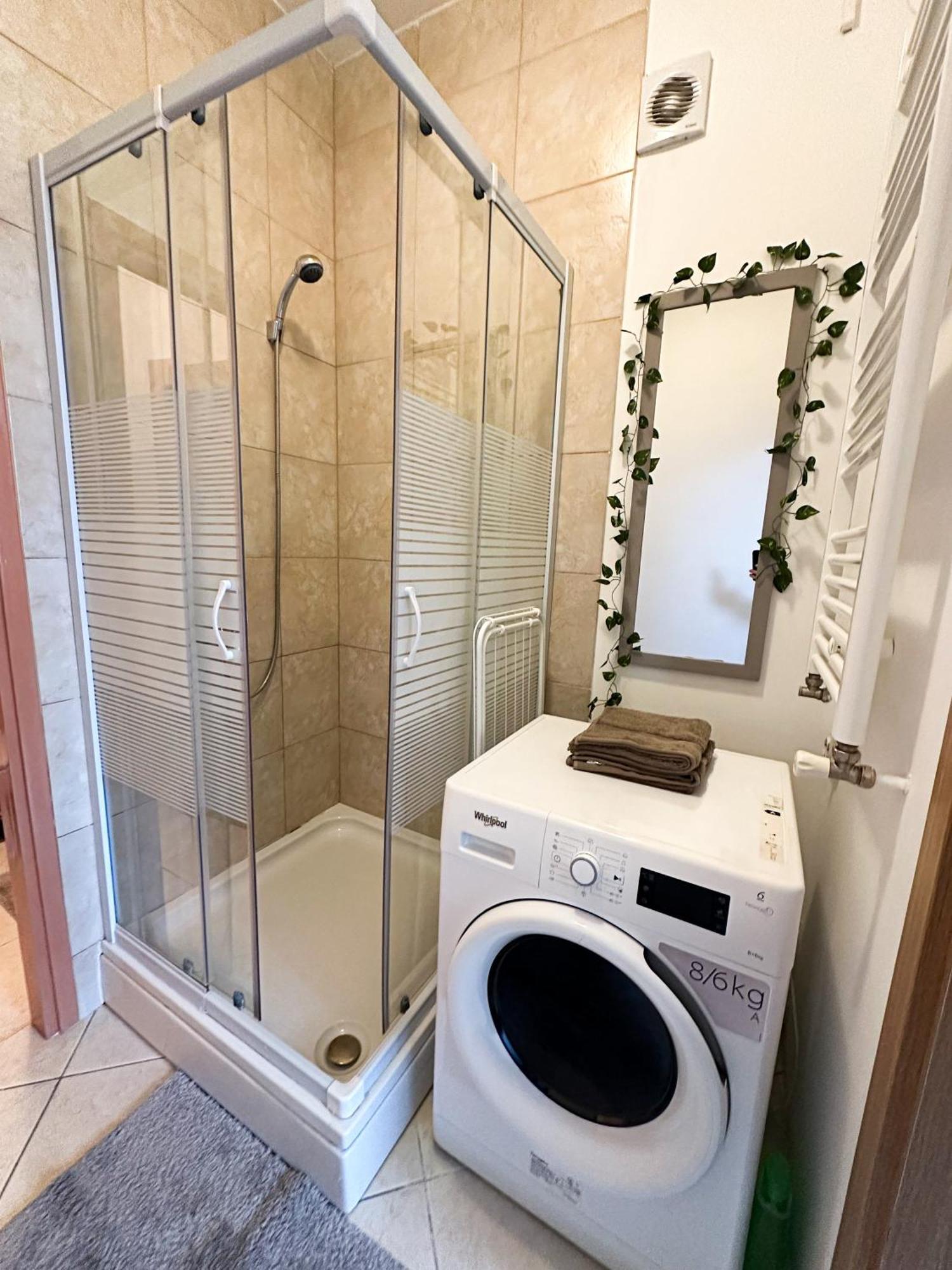 Appartamento Studio Lana-Near The City Center With Parking Zagabria Esterno foto